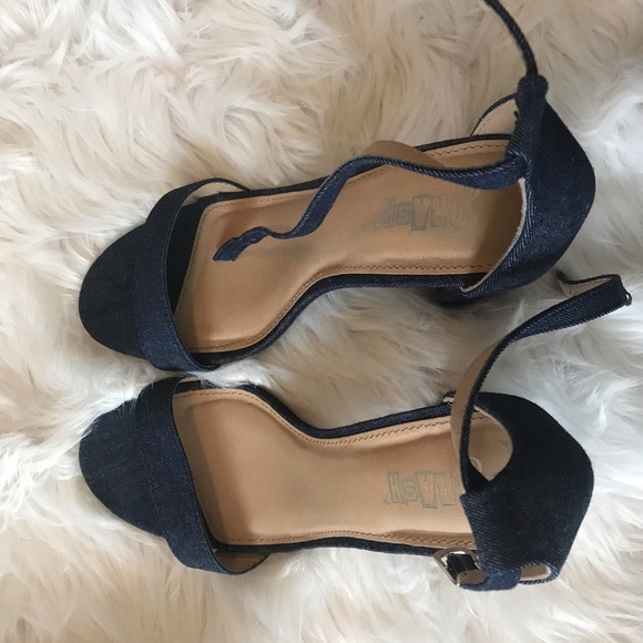 Brash denim heels - Picture 5 of 7